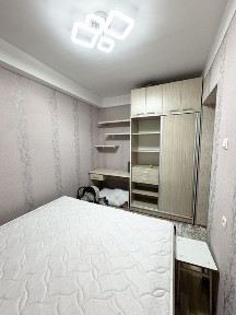 2 xonalik uy, Tuzel-3, Yashnobod tumanida, Mebel va texnika bilan
