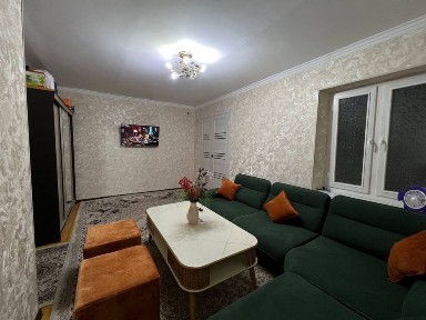 Срочно Продаеться 1-комнатная квартира городе Чирчике 2-микрарайоне