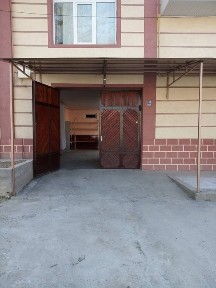 Uy sotiladi rabochiy gorodok