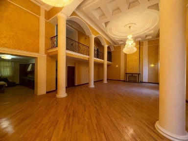 Продается участок с двумя домами, ориентир: махалля Никитина, 8,8соток