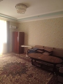 Шербудин томонда жойлашган 1 хонали квартира ижарага берилади