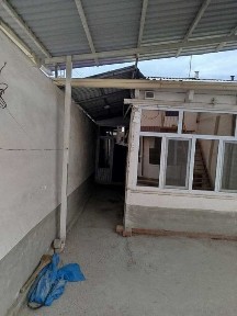 Buxoro shaxar Samarkandiskiyda hovli sotiladi