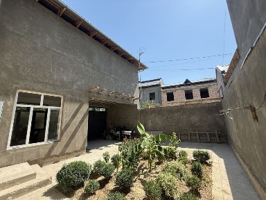 Tayyor uy sotiladi yaxshi remont bilan Kirov Olmazor mahalla