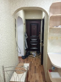 Продается своя 1/1/4 квартира с подвалом. Кирпич.