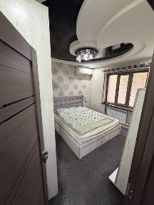 2х комнатный квартира с ремонтом и с обстановками на Алгоритм