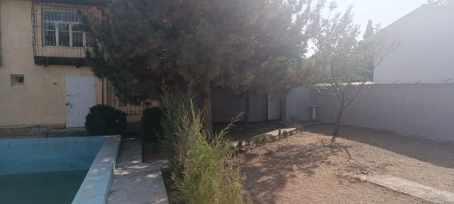 Продается дача в паркенте 10сот