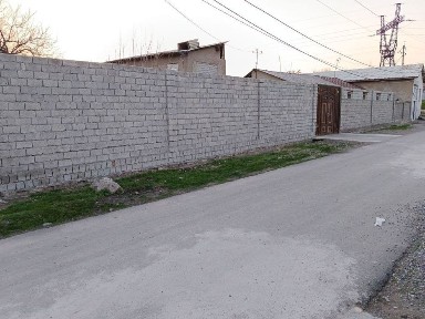 Продается большой участок в чирчике!