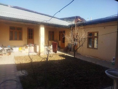 Продается участок недалеко от станции метро Шахристанский.