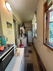 Sotiladi Chilonzor 21 kvartal 2 xonali razdelniy