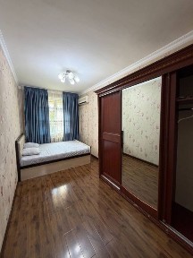 Sotiladi Chilonzor 19 kvartal 2 xonali