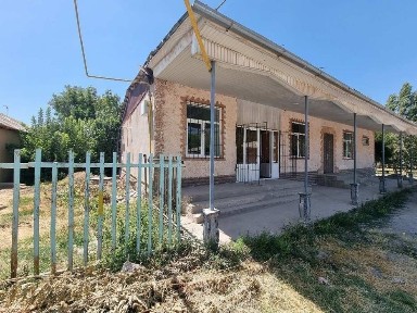 Ижарага берилади Нотурар бино -267 Кв. м 7-хона шундан 2-хонаси ётоқ