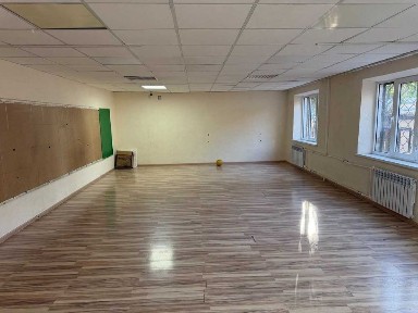 Buyuk Ipak Yoli metroda ijaraga noturar 58 m2 raqs va xk. beriladi.