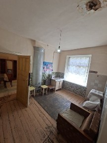 Продается двухкомнатный дом на земле в центре Кибрая