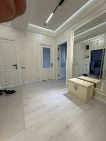 Kvartira sotiladi Depo mall kadastri bor