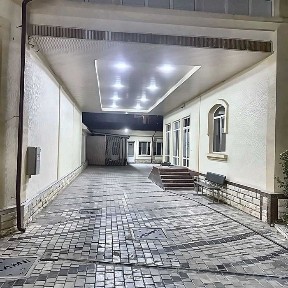 Сдаётся в аренду коммерческое здание 1400 м² на участке 24 сотки