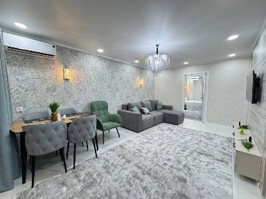 ШИКАРНАЯ 2в3 балкон 2х6 [кирпич). ВСЁ НОВОЕ В центре Чиланзара