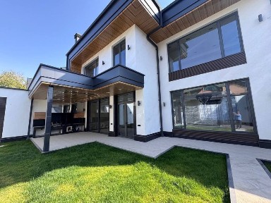 Продается дом 6 комнат, ориентир: Чайхана Салом, 4,5 соток 450м²