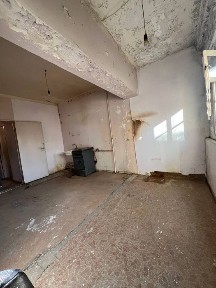 Цум 1/8/9 ул Афрасиаб рядом 110школа Посольства Корея Центр без ремонт
