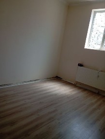 Eski sergelida 3 xonalik 145 kvd 2 etajli uy ijaraga beriladi 400$