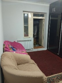 1 етаж 3 хона хамма шароити бор АСР аптекани оркаси