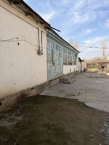 Ховли сотилади навои колхоз
