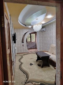 8 maktab oldida 3 xona 2 etaj