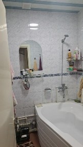 Продается 3 комнатная квартира в гулбахоре