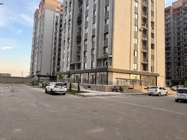 Аренда клиника магазин янги хает 450м2 4200$