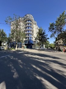 Аренда нежилое помещение вдоль дороги 698 кв. м ор-р: Чинобод санаторий