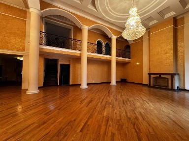 Продается дом в элитном районе Никитина 8,8 соток