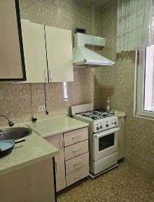Продаётся 3 комнатная квартира Массив Феруза