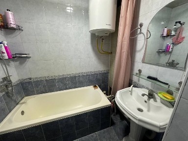 Kvadtira arendaga beriladi.