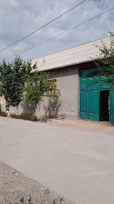 Guliston shaxar markazidan hovli uy