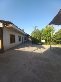 Uy sotiladi yer hisobida