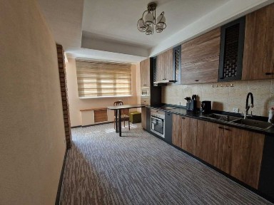 3-х комнатная квартира м. Космонавтов ID: 2806