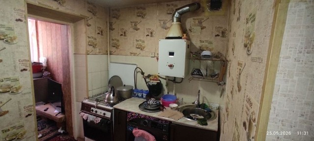 Продаётся 1 комнатная квартира в г. Чирчике