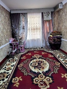 Xona arendaga beriladi birgalikda yashashga.Er xotin yoki ayol-qizlarg