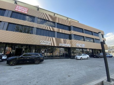 Toshkent shahar Olmazor tumanida binoning xonalari ijaraga beriladi