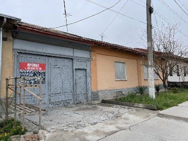Uchastok 7 sotx sotiladi