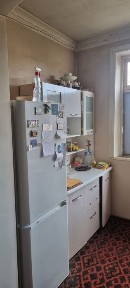 Продаётся срочно 2 комнатная квартира 77 серия.