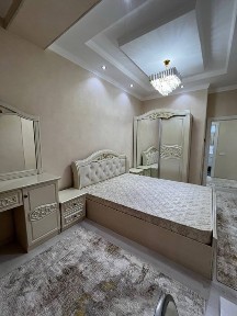 7 каватли лифтли домнинг 5 каватида 2 хонали квартира ижарага берилади