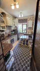 Вокзал срочно продаётся 3-ком кв; 2-эт.
