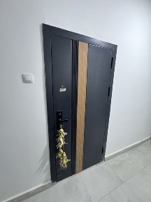 Kadaratrli navatroyka sotiladi