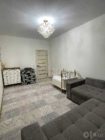 Sebzor da 3 xona juda qulay narxda sotiladi remont yaxshi!