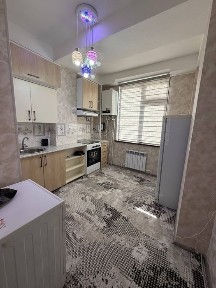 Срочно ижарага берилади факат закс оилага обстановка