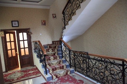 Продам евро дом на ул. Никитина (Хермонтепа ) метро буюк ипак йули