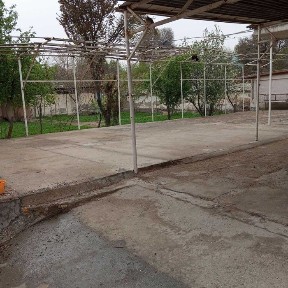Kogon shaharda tayyor uchastka sotiladi.