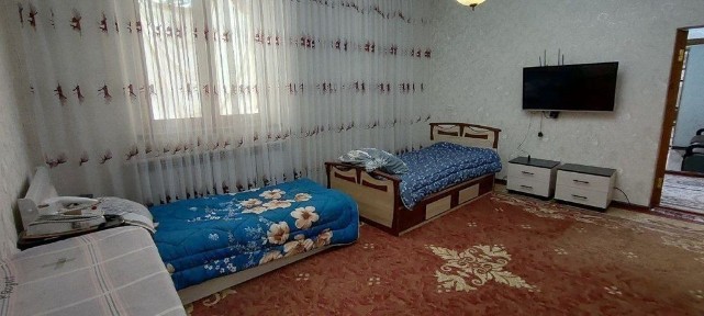 Аренда 2ком квартиры Максим Горький. Чайхана Салом