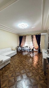Срочно квартира сотилади