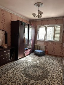 Квартира 3/3/4 Юнусобод Сампи